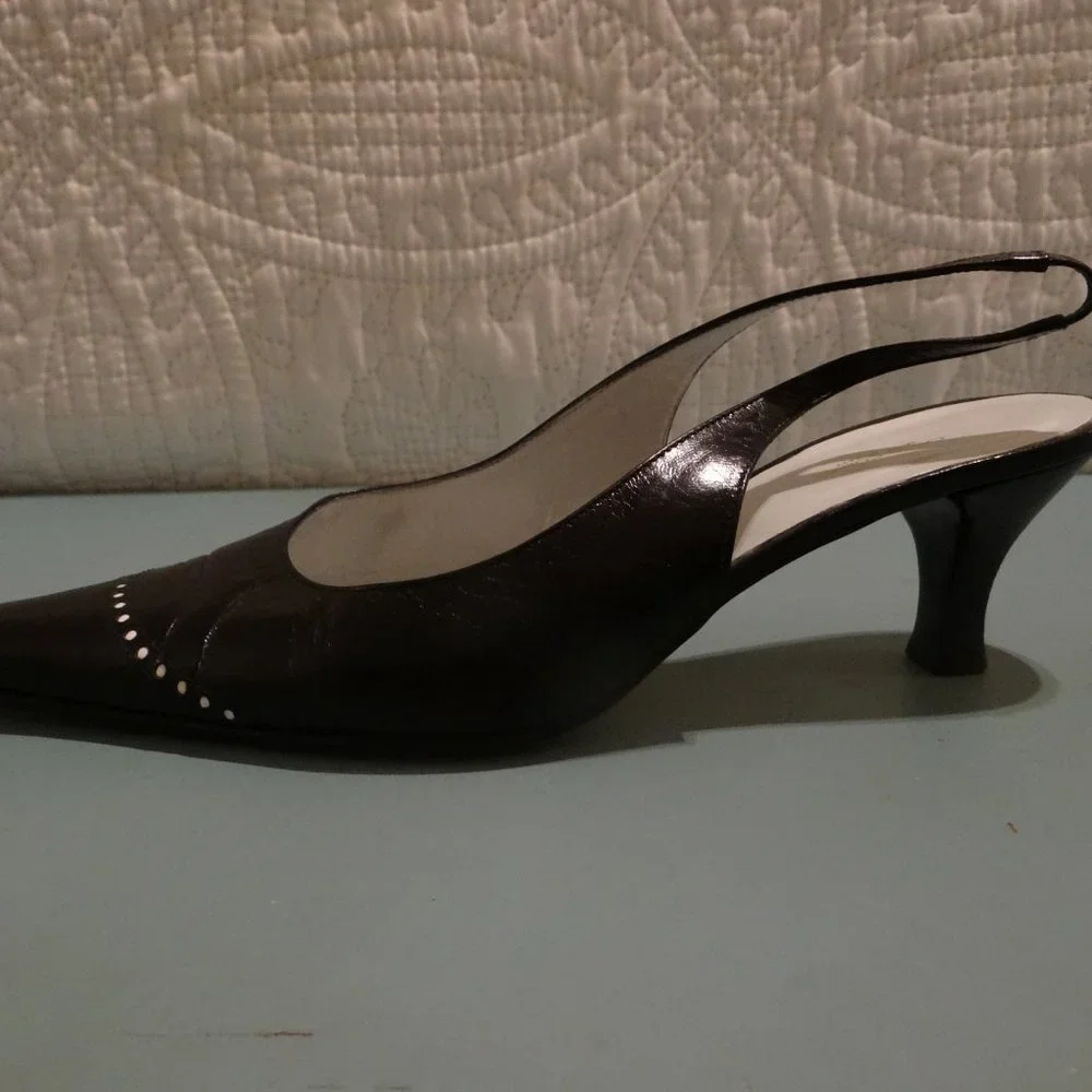 Made in Italy Slingback Pumps - Picture 3 of 8